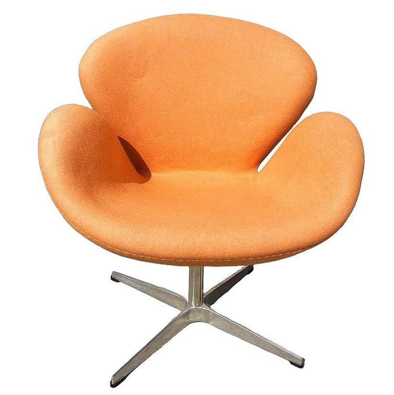 Punmkin Orange Swan Chair in the style of Arne Jacobsen