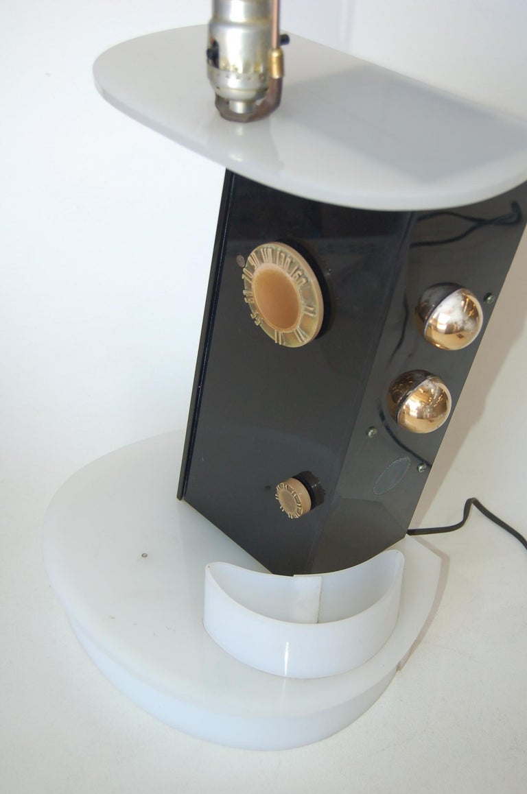 Rare Midcentury Lucite Radio Table Lamp by Moss Lighting
