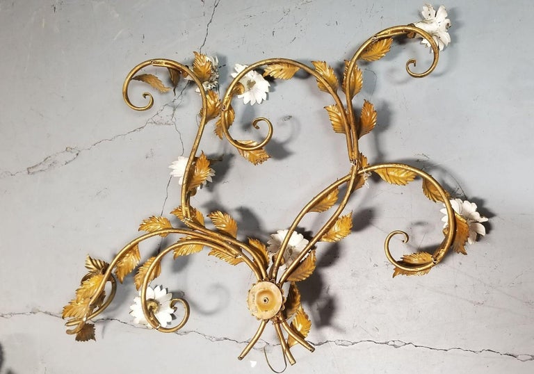 Mid Century Italian Tole Brass Floral Wall Sconce Sculpture