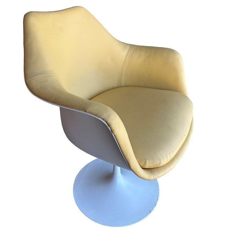 Eero Saarinen Yellow Leather Tulip Arm Chair Pedestal Collection by Knoll