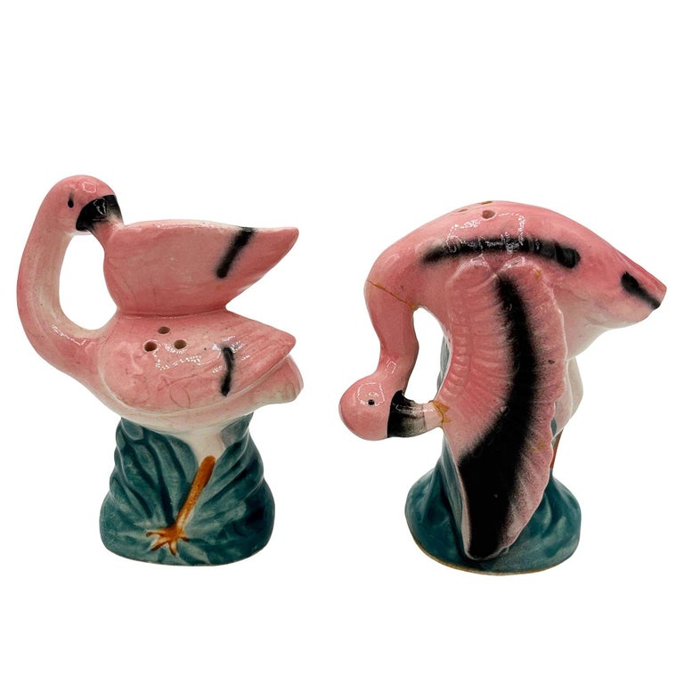 Mid-century Light Pink Flamingo Tropical Leaf Ceramic Salt & Pepper Shaker Set