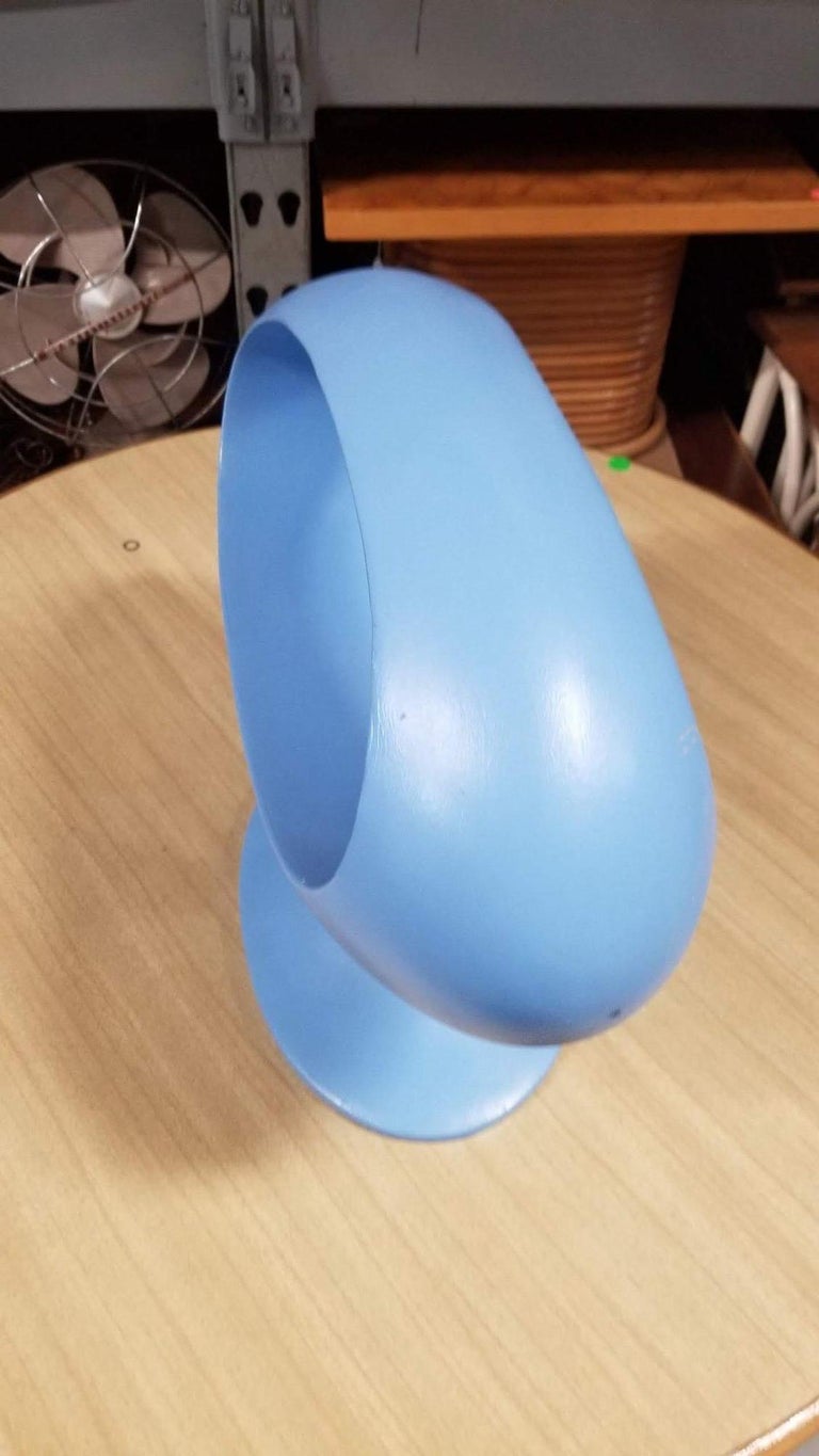 Y2K Space Age Mod Side Pedestal Table by William Emmerson