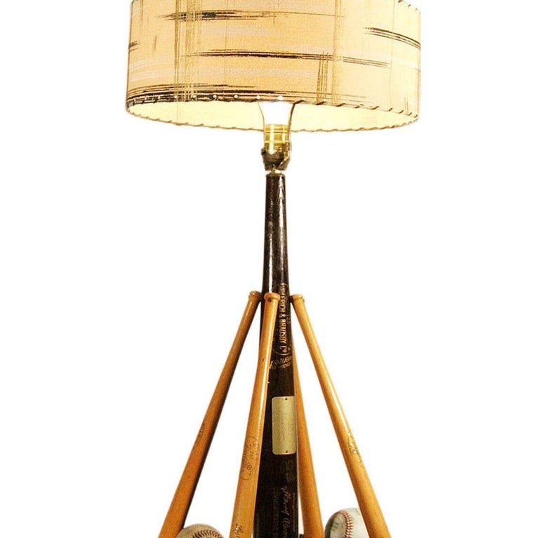 1974 LA Dodgers Hank Aaron Commemorative 715 Homerun Table Lamp