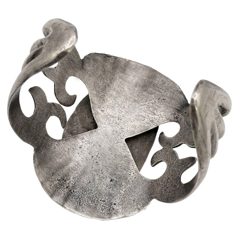 Mid-century Sterling Silver Navajo Cuff Bracelet w/ Bisbee Blue Turquoise Stone