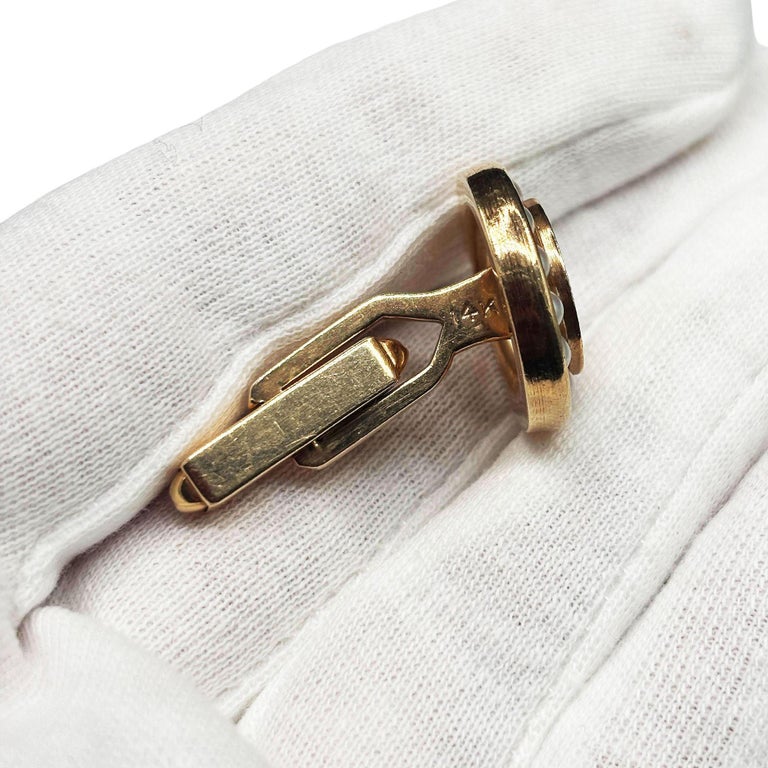 Round 14-Karat Pearl Cufflinks with Bullet Back Clasp and tie Pin
