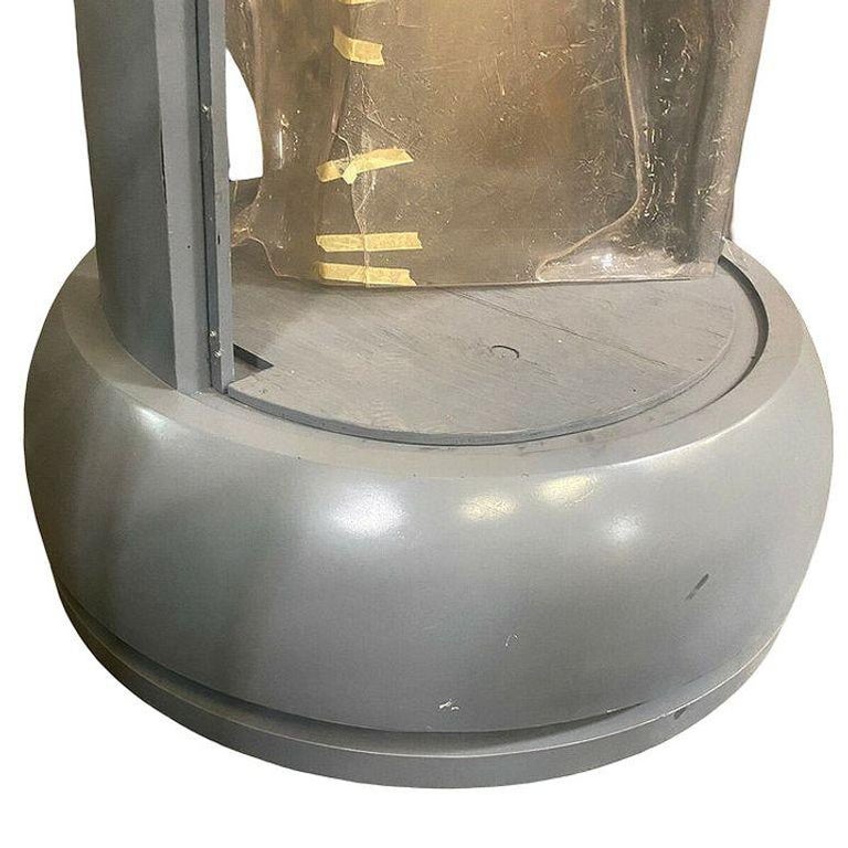 Futurist Cryogenic Freezing Chamber Tube Sculpture Hero Prop, 1997 Austin Powers
