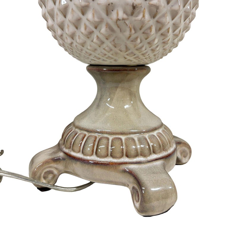 Mid-Century White Ceramic Pineapple Pedestal Lamp - Single