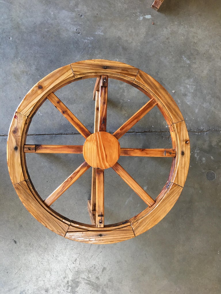 Western Folk Art Wagon Wheel Table and Chairs Set, 1960