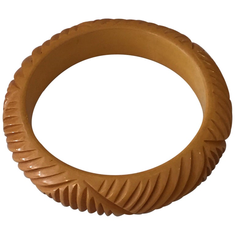 Vintage Carved Butterscotch Bakelite Bangle, circa 1930s
