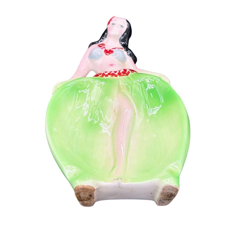Rare 1955 Hawaiian Hula Girl in Grass Skirt Ceramic Ashtray