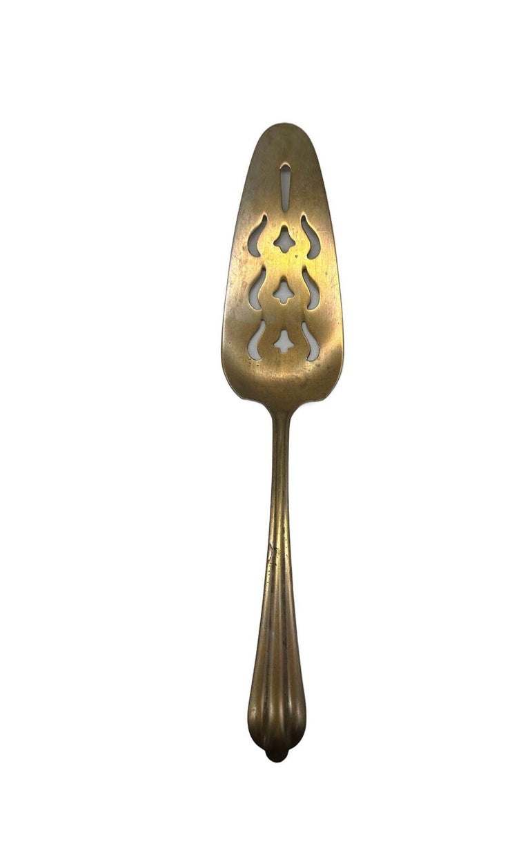 Silver Plated Rose & Leaf Pattern Pie/Cake Server by National Silver Co