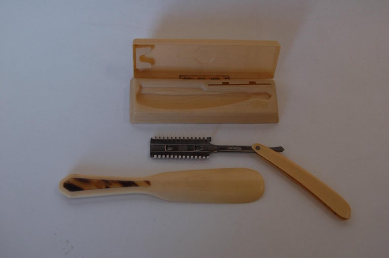 Antique 1920s Durham Duplex Straight Razor French Ivory Celluloid