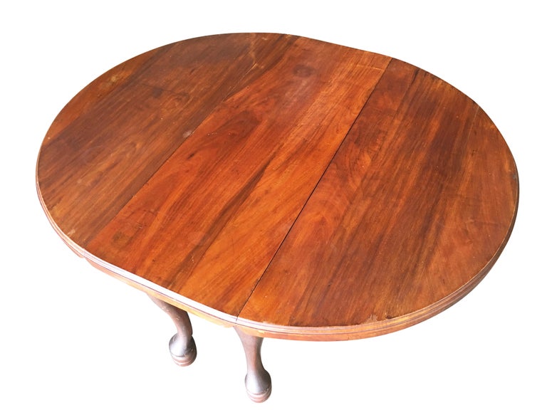 18th Century Georgian Drop-Leaf Mahogany Dining Table