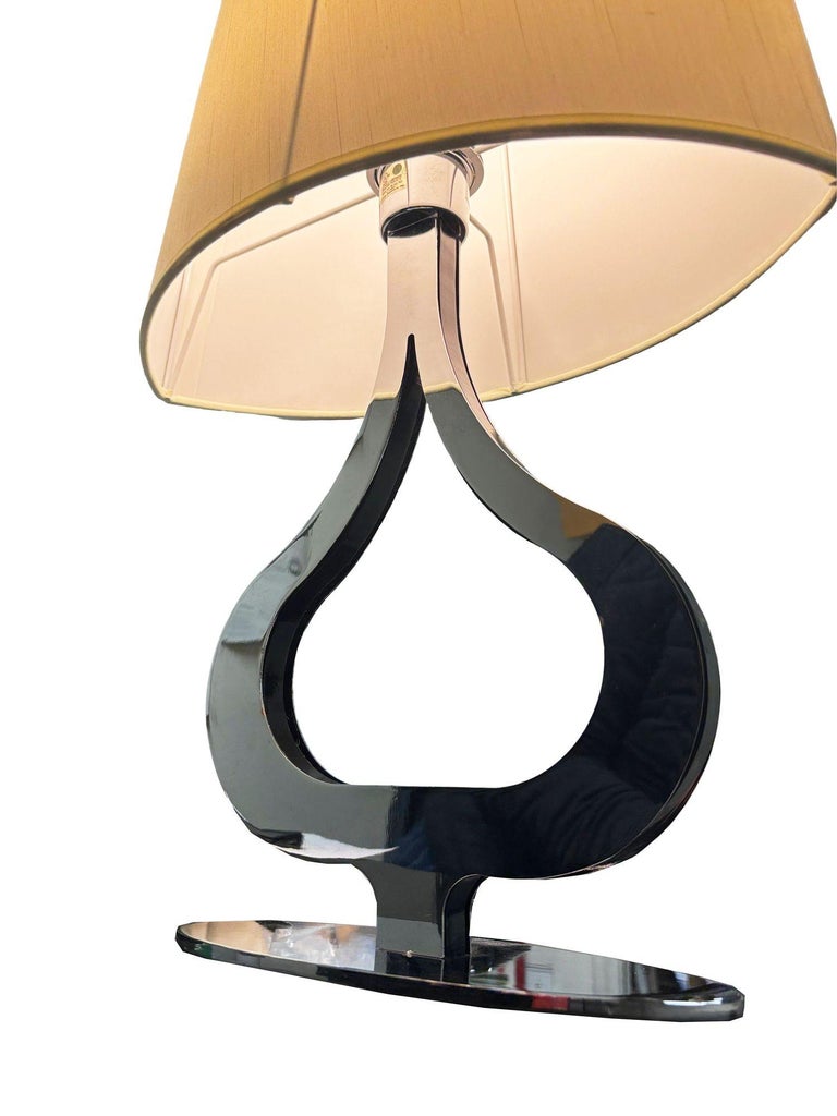 Postmodern Chrome Tear Drop Shaped Table Lamp
