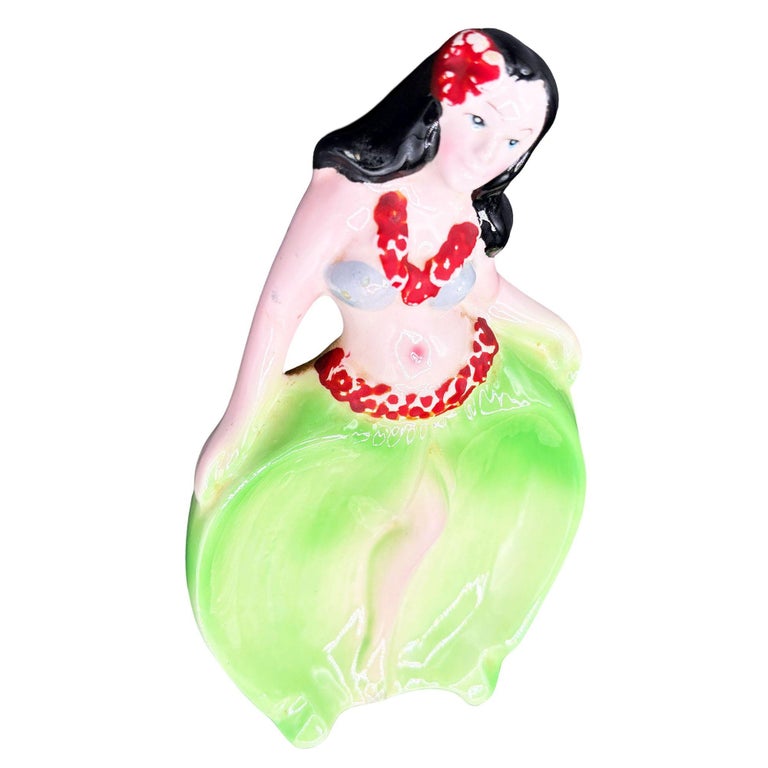 Rare 1955 Hawaiian Hula Girl in Grass Skirt Ceramic Ashtray