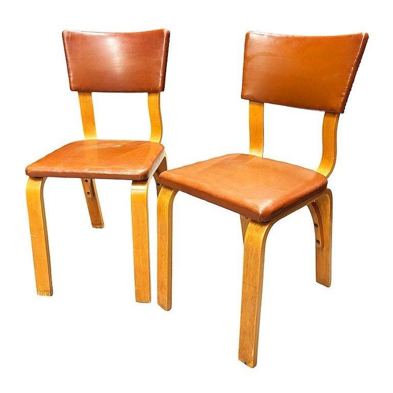 Pair of Mid-Century Modern Bentwood Side Chairs w/ Nailhead Back by Thonet