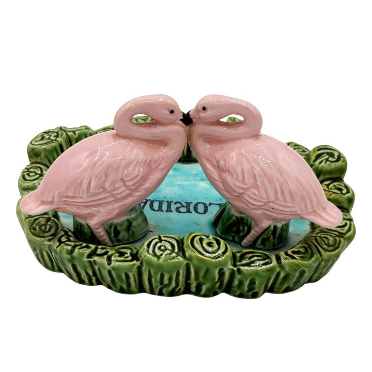 Rare Mid-century Kissing Pink Flamingo Pond Florida Ceramic Ashtray