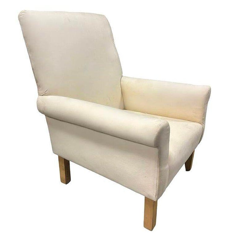 White Muslim Cloth Club Chair W/ Red Cover from Red Corner Movie 1997