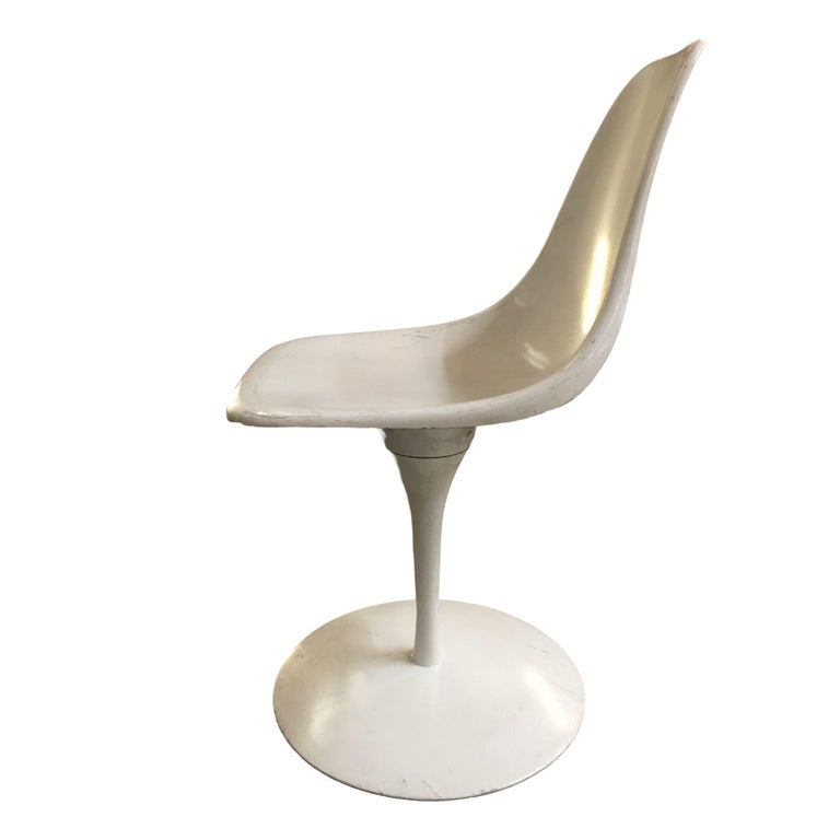 Burke Saarinen Style Tulip Chair, circa 1965