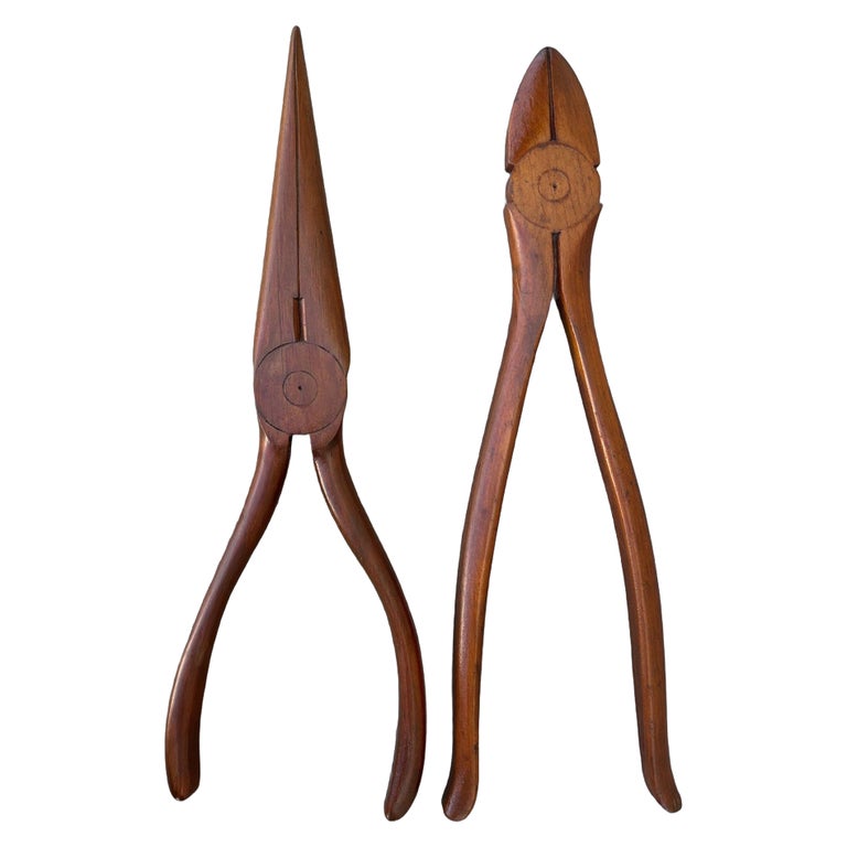 19" Rustic Edwardian Mahogany Needlenose and Cutting Pliers Wall Art