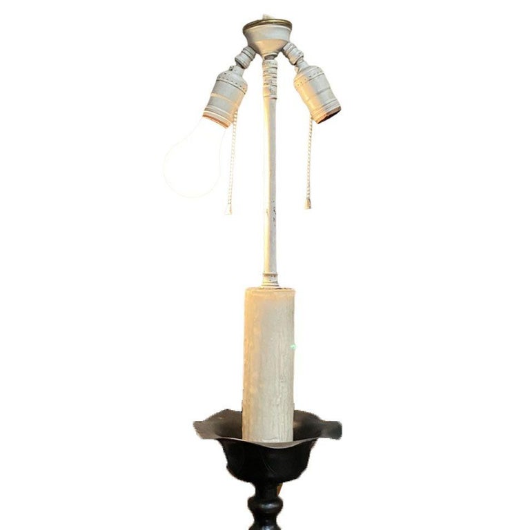 Mid-Century James Mont Style Bronze Chinese-inspired Table Lamp