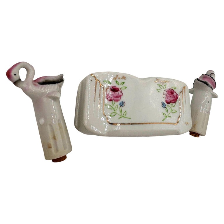 Mid-century Flamingo Ceramic Tabletop Salt & Pepper Shaker Set w/ Base