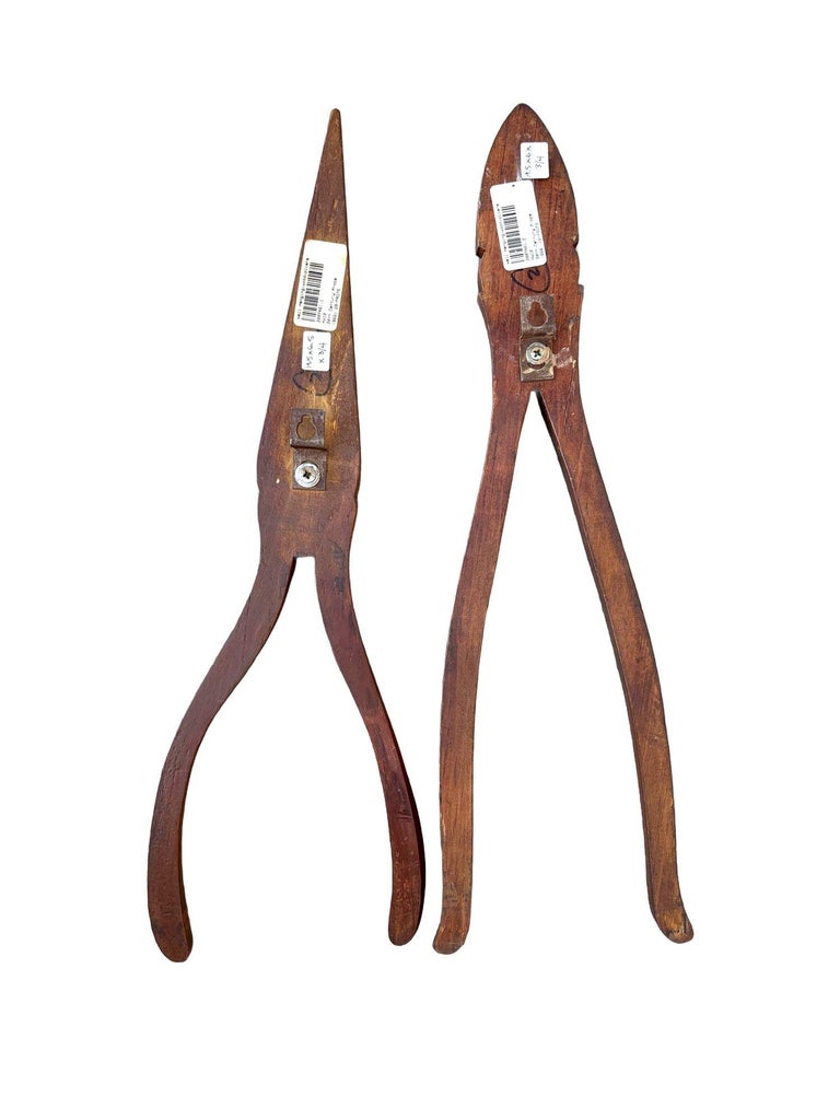 19" Rustic Edwardian Mahogany Needlenose and Cutting Pliers Wall Art