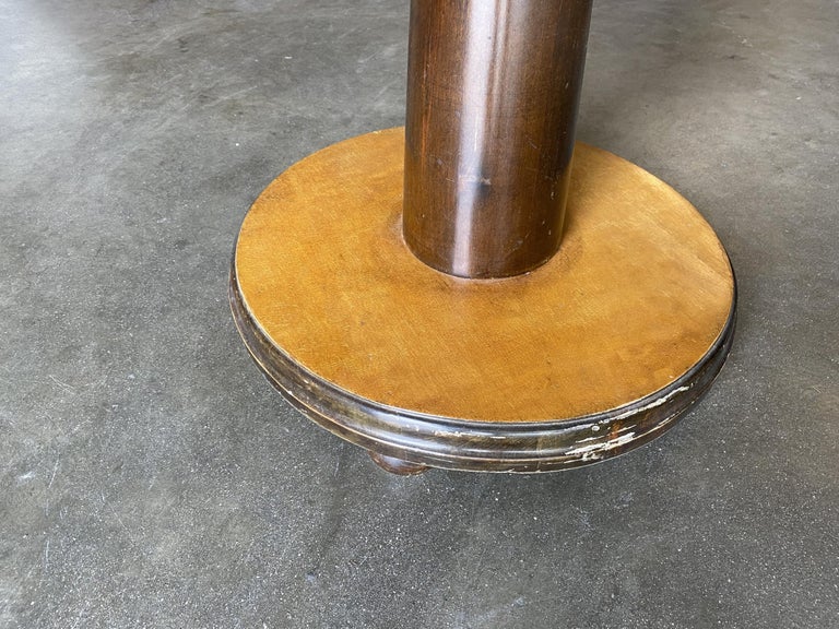 Streamline Round Two-Tone Coffee Table