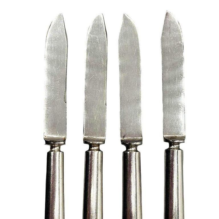 Late Victorian Rodgers Meriden Conn Shell Design Dessert Luncheon Knife Set of 4
