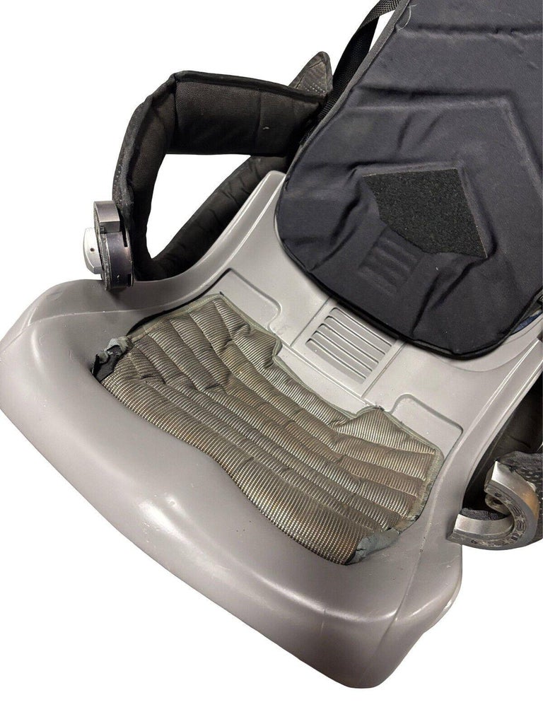 2002 Minority Report Fiberglass Futurist Jetpack Floor Y2K Gaming Chair Prop