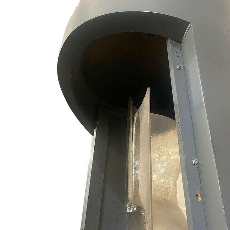 Futurist Cryogenic Freezing Chamber Tube Sculpture Hero Prop, 1997 Austin Powers