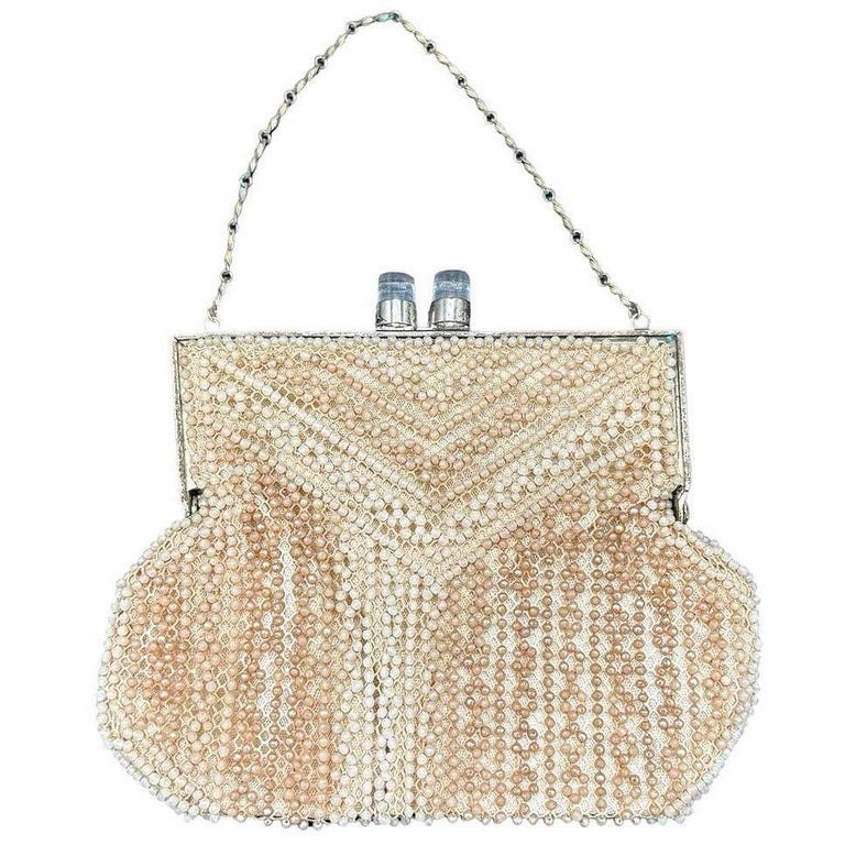 Late Art Deco Geometric Beaded Womans Purse Clutch w/ Silvertone & Lucite Clasp