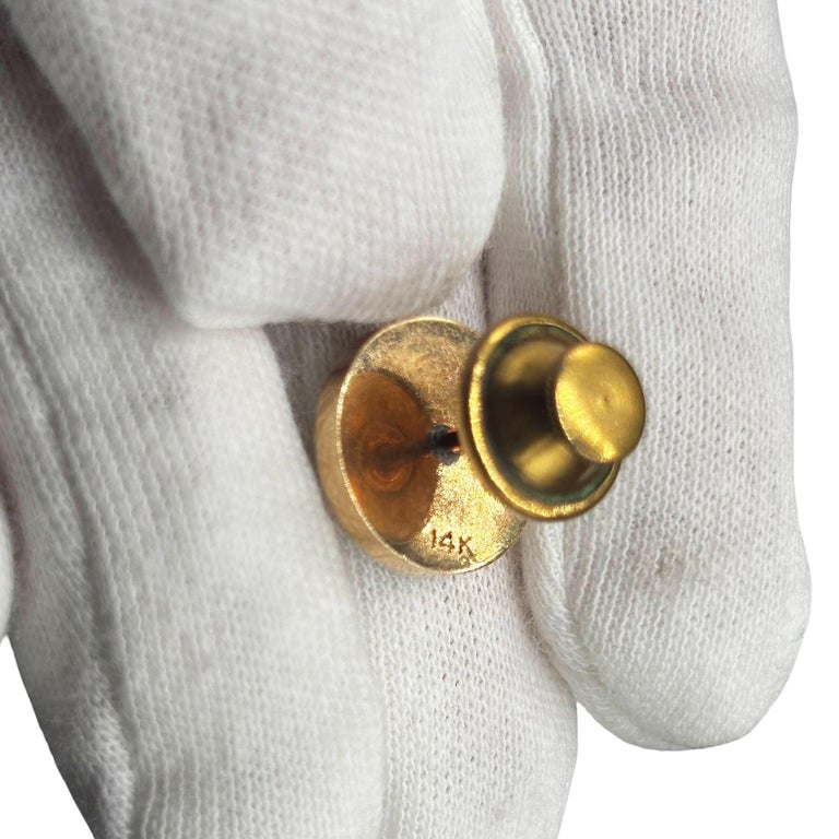Round 14-Karat Pearl Cufflinks with Bullet Back Clasp and tie Pin