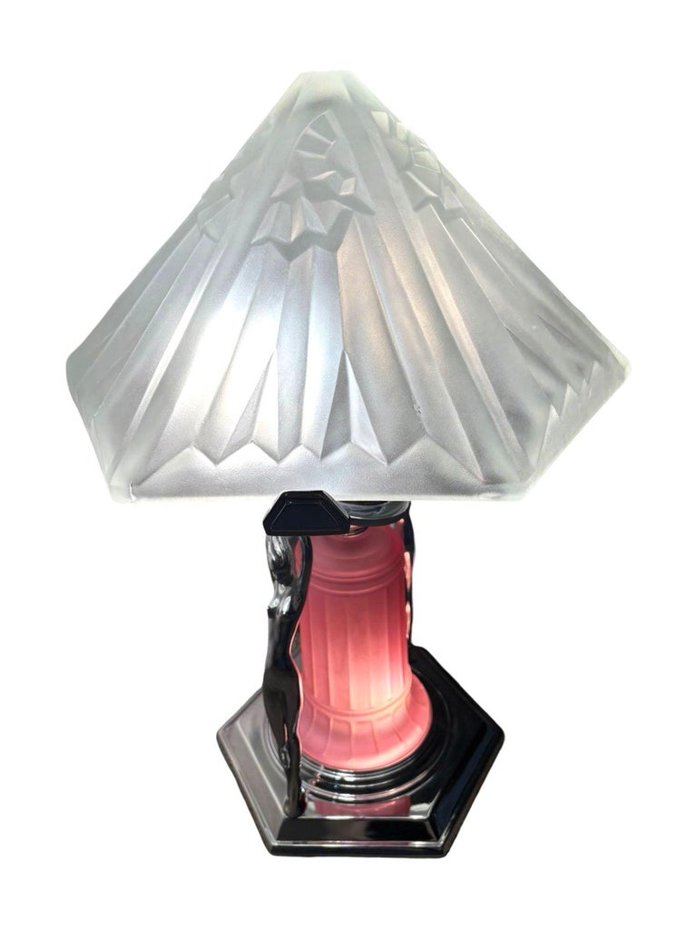 Frankart Era Art Deco Style Chrome Figural Lamp w/ Vivian Glass Shade