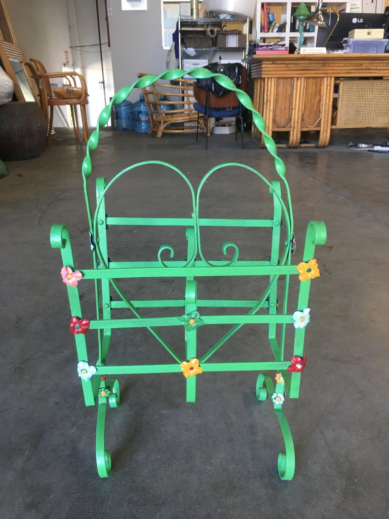 Wrought Iron Heart Floral Accent Magazine Stand