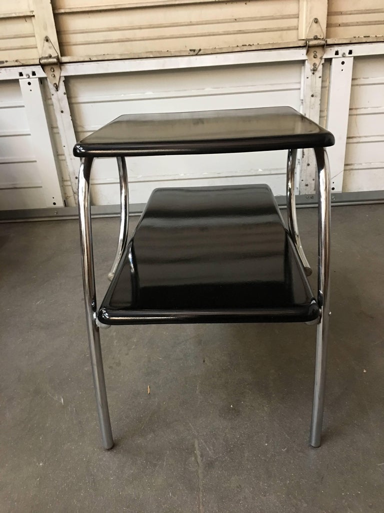 Wolfgang Hoffmann Style Art Deco Chrome Tubular & Lacquer Micarta Side Table
