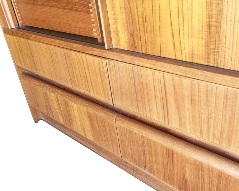 Side Rolling Front Wardrobe w Media Center, Chest of Drawers