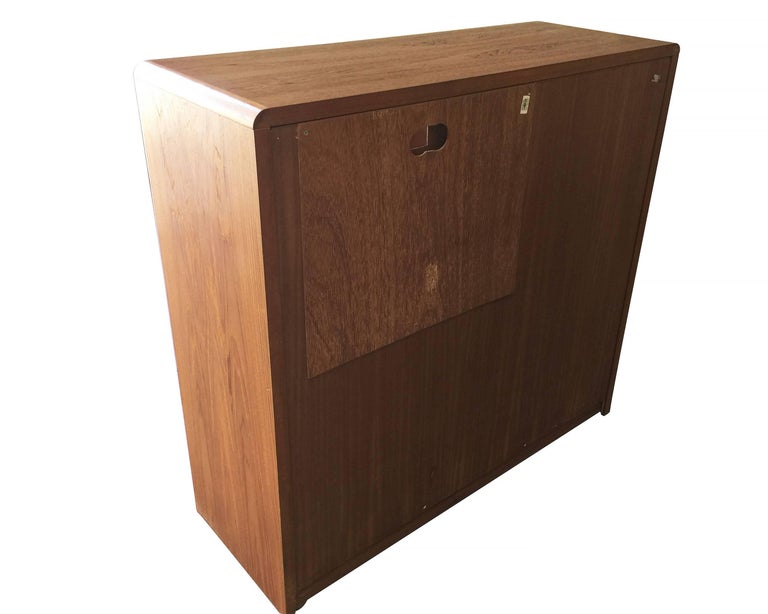 Side Rolling Front Wardrobe w Media Center, Chest of Drawers