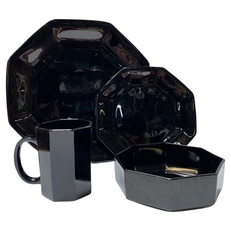Arcoroc Mid Century "Octime" Octagonal 20 Pieces Place Setting Set, France