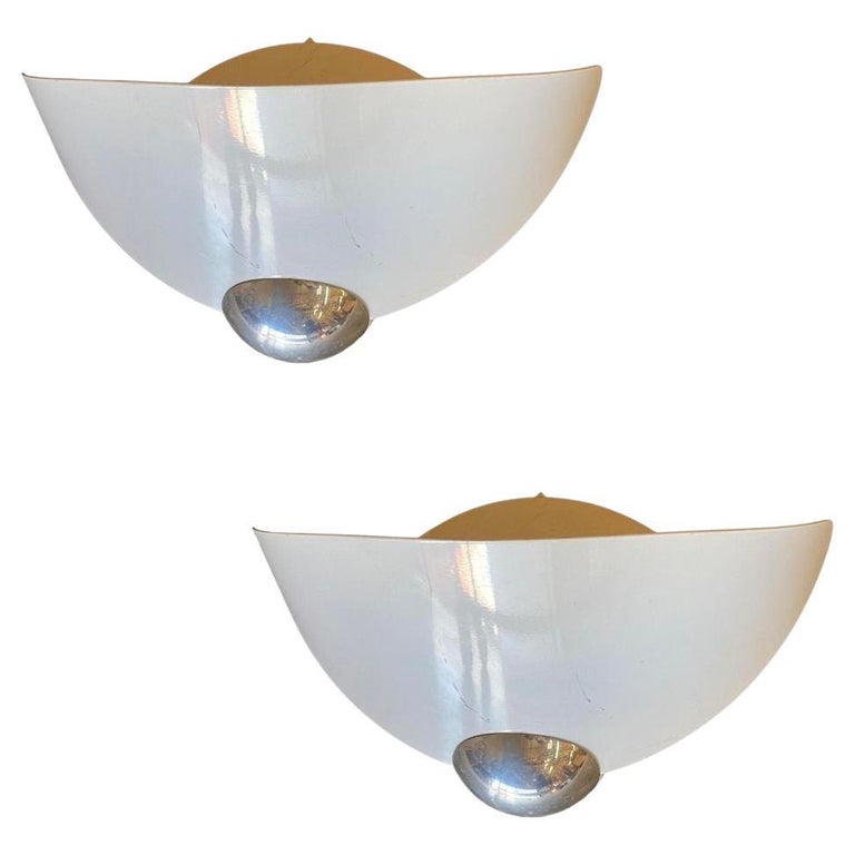 Arteluce "Aura" Memphis Wall Sconce by Perry King & Santiago Miranda