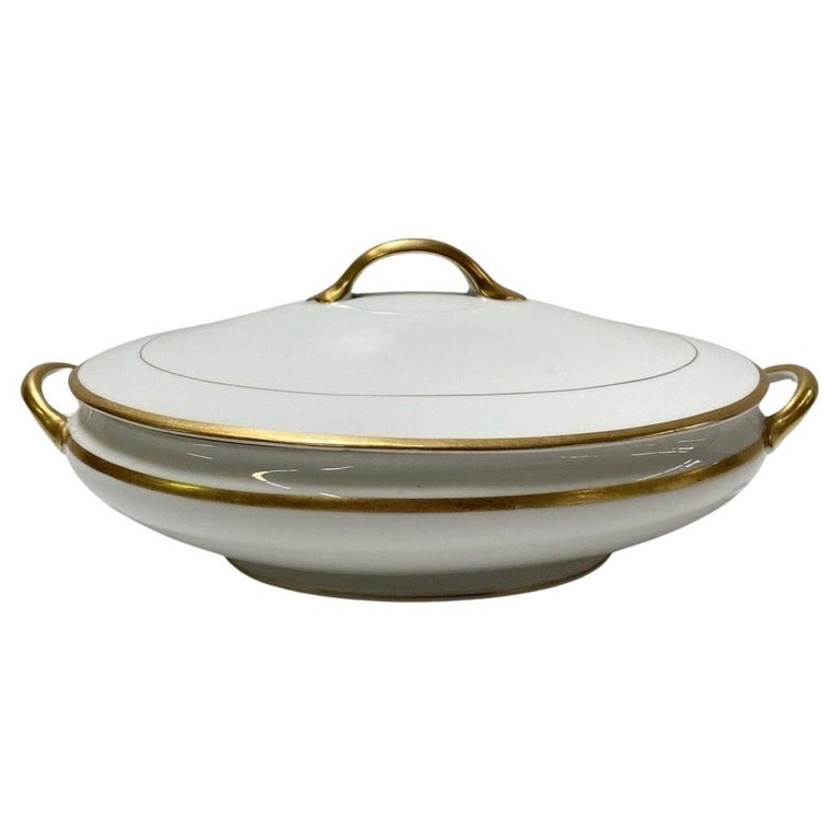 Noritake Nippon Antique Colonial Covered Vegetable Bowl with Gold Band