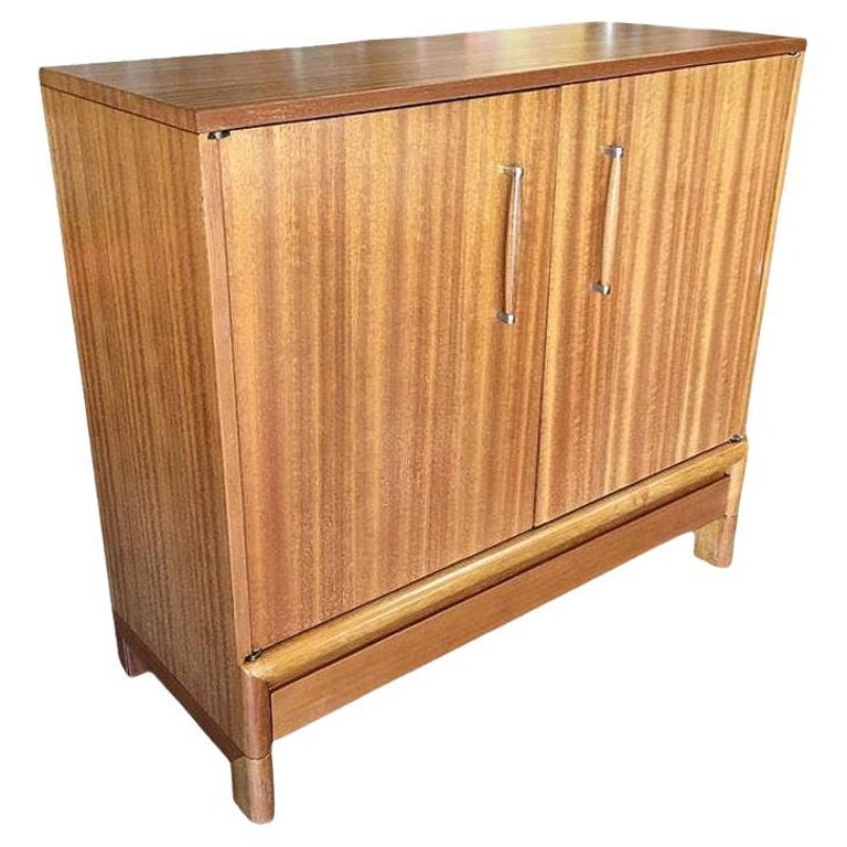 Mid-century 6057 Server Mahogany Sideboard Cabinet, John Keal for Brown Saltman
