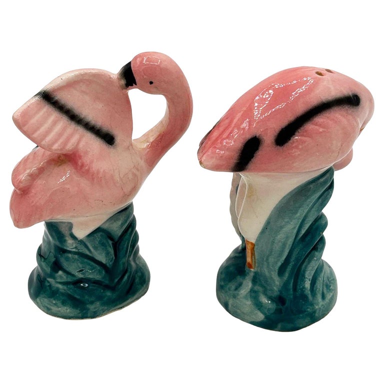 Mid-century Light Pink Flamingo Tropical Leaf Ceramic Salt & Pepper Shaker Set