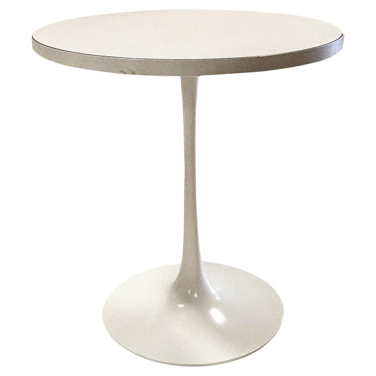 Mid-century Eero Saarinen Style Tulip Formica & Aluminum Side Table for Knoll